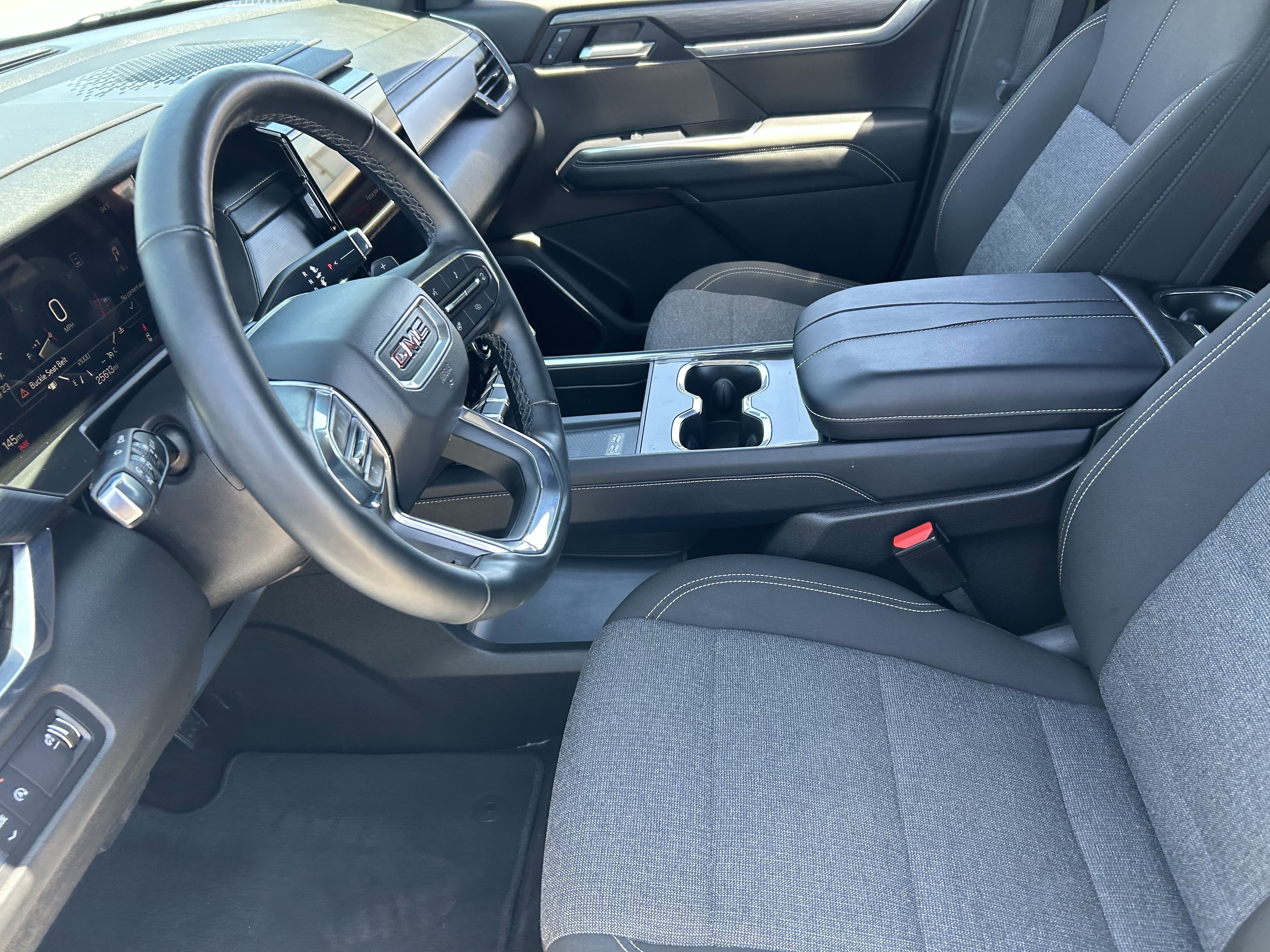 2025 GMC Acadia Elevation - Photo 27