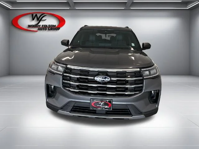 New 2027 Carbonized Gray Metallic Ford Active image 23