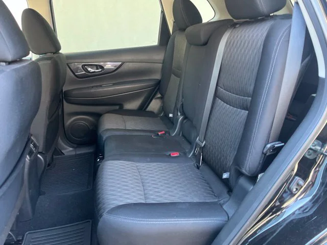 Used 2019 Magnetic Black Pearl Nissan S image 11