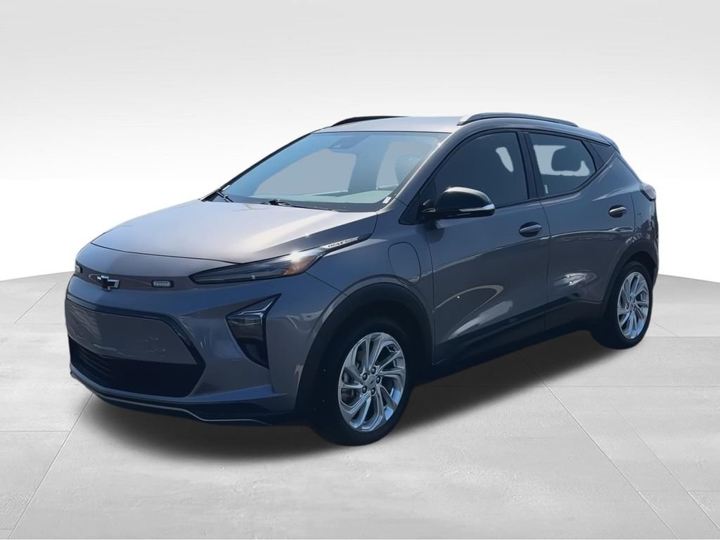 Used 2023 Gray Chevrolet LT image 4