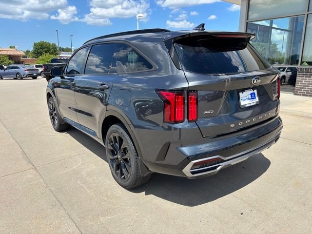 Used 2021 Gravity Gray Kia SX image 7
