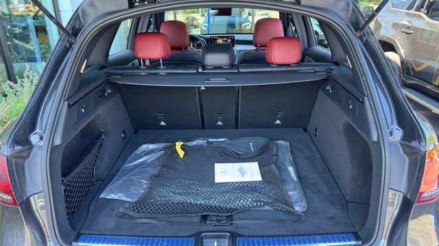 Used 2022 Gray Mercedes-Benz GLC 300 image 19