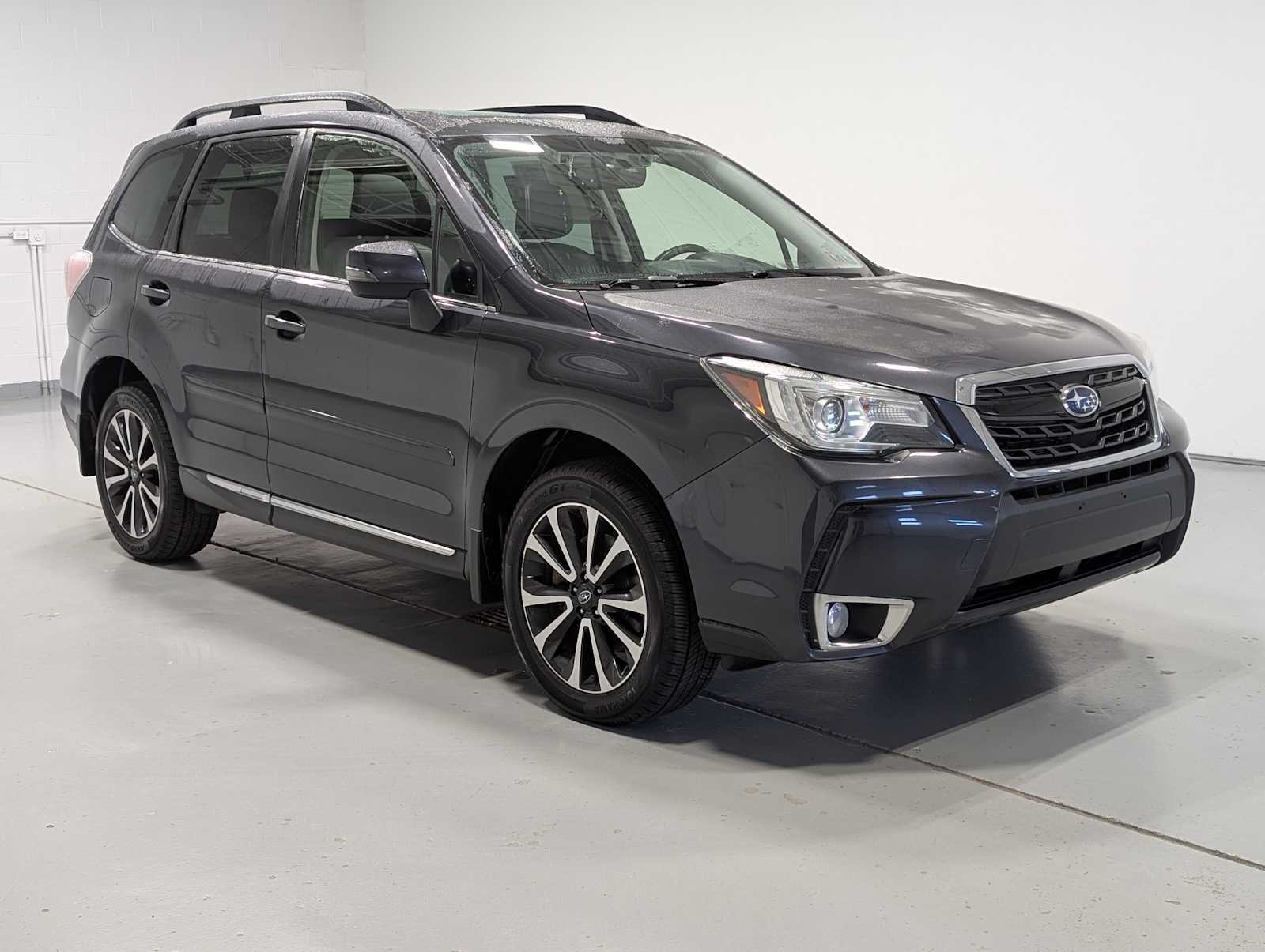Used 2018 Dark Gray Metallic Subaru Touring image 6