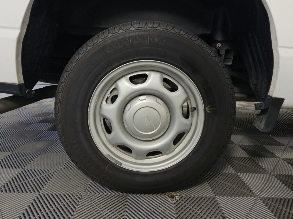 Used 2022 White Ford XL image 11