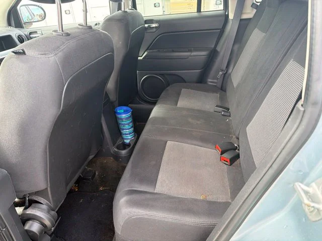 Used 2014 Winter Chill Pearlcoat Jeep Sport image 7