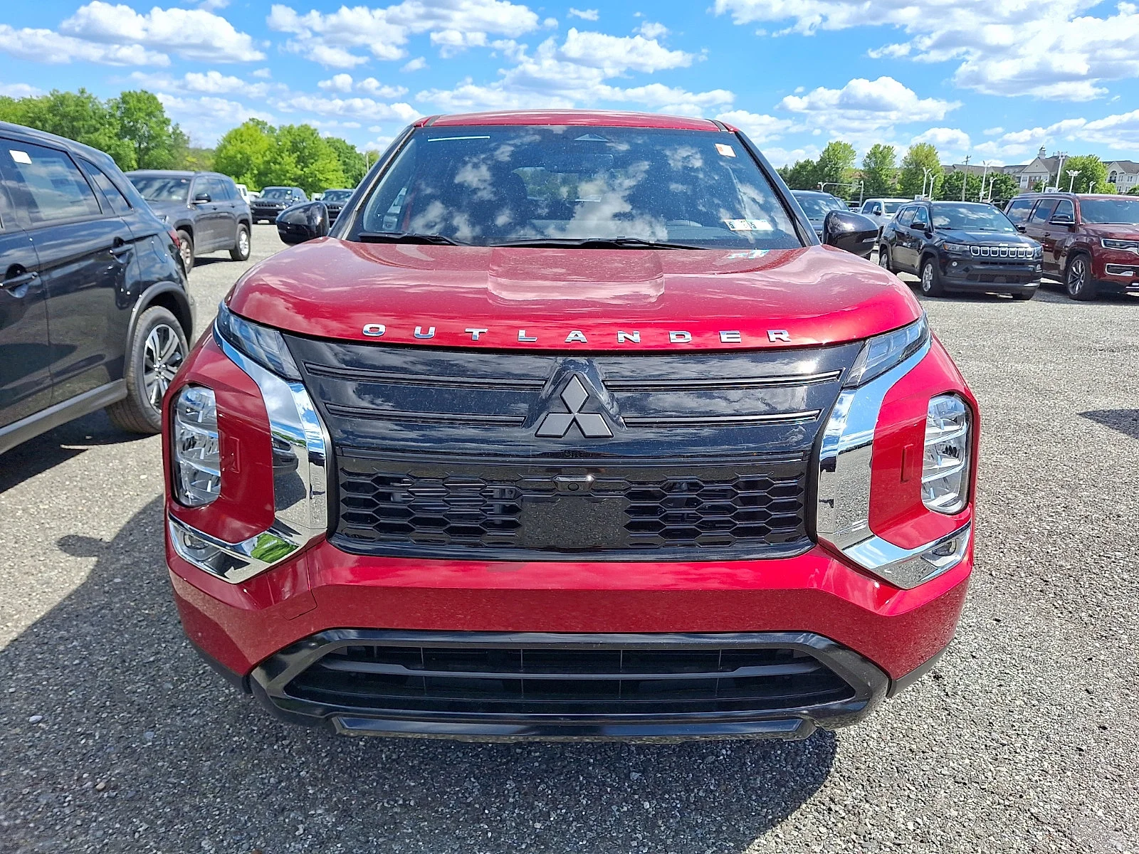 New 2026 Red Diamond Mitsubishi LE image 2