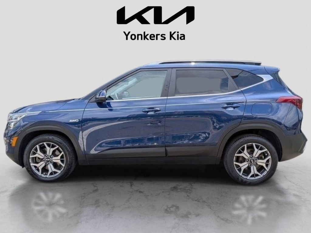 Used 2021 Blue Kia EX image 10