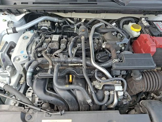 Used 2022 White Nissan SR image 28