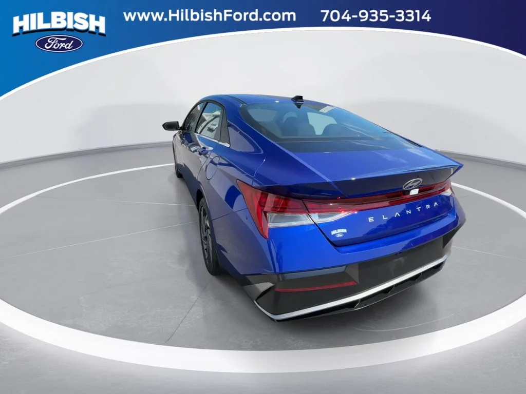 Used 2025 Blue Hyundai SEL Convenience image 6