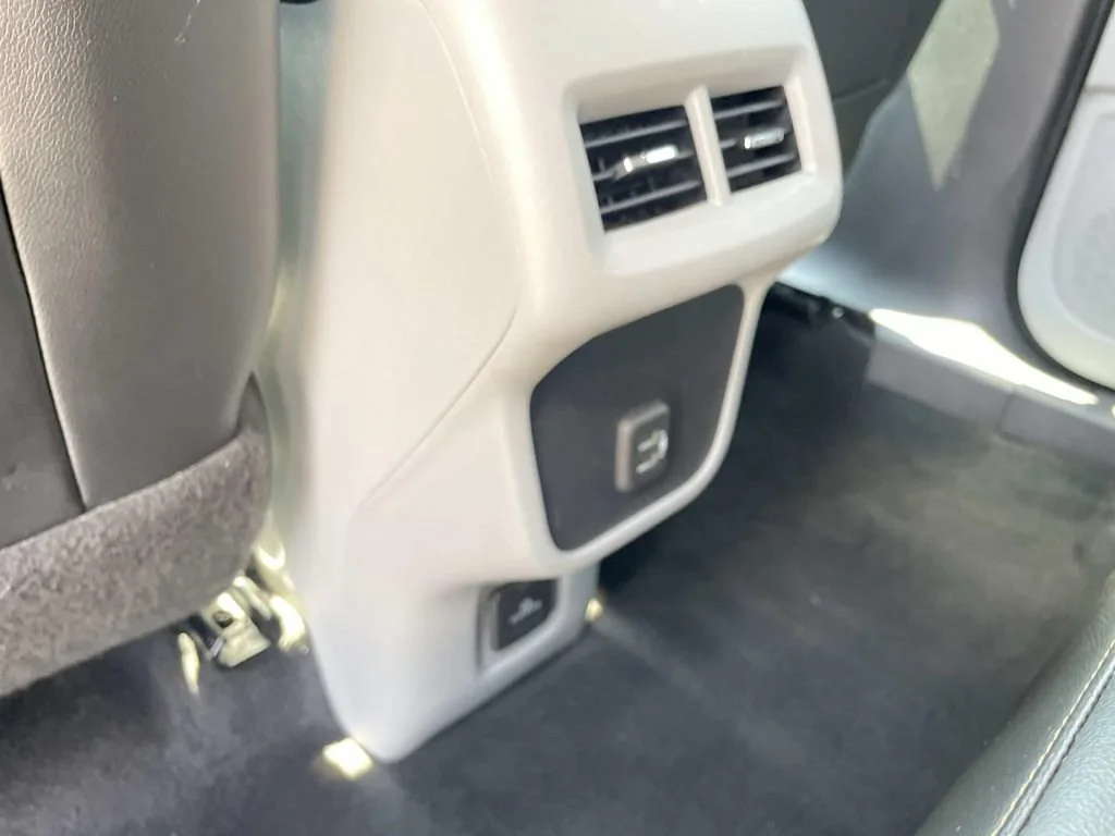 Used 2019 QUICKSILVER METALLIC GMC SLT image 18