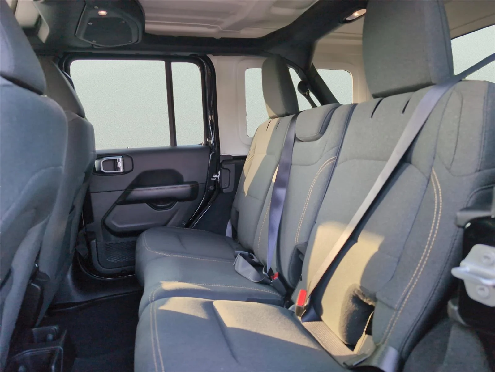 Used 2025 Black Clearcoat Jeep Sahara image 32