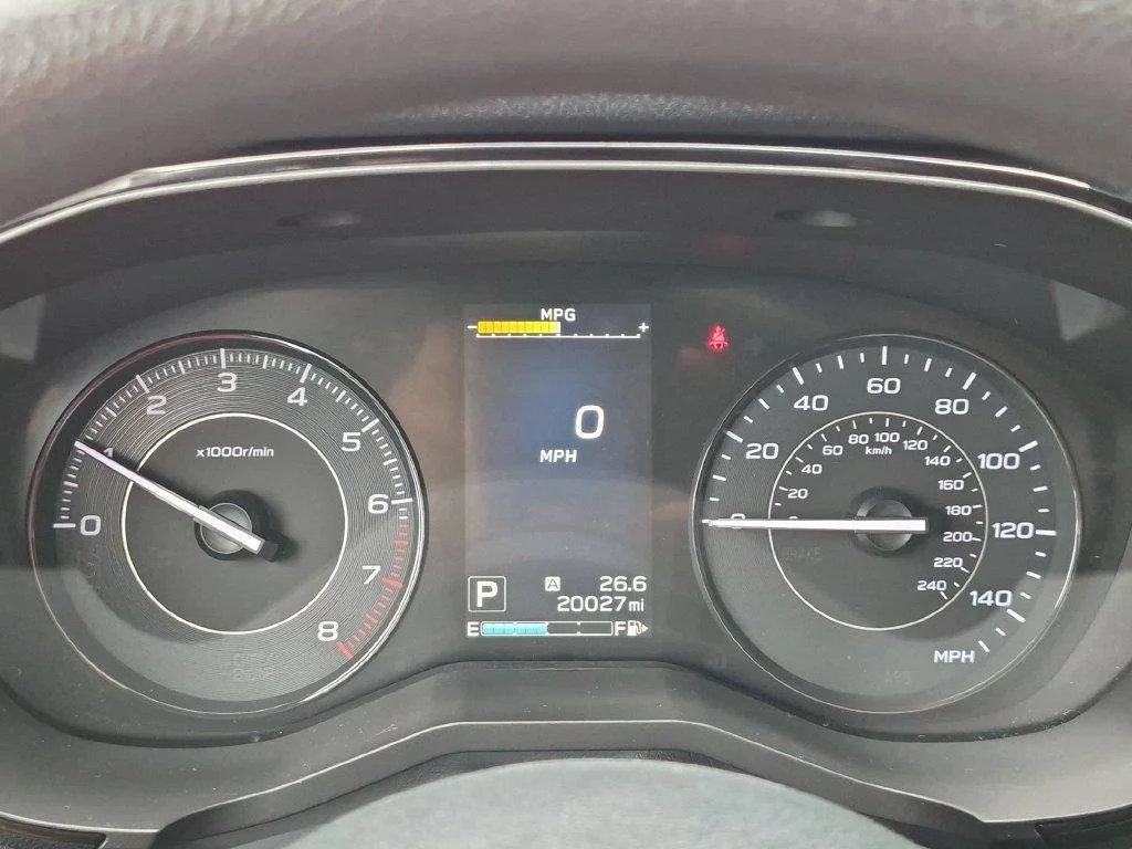 Used 2020 Silver Subaru Base image 14
