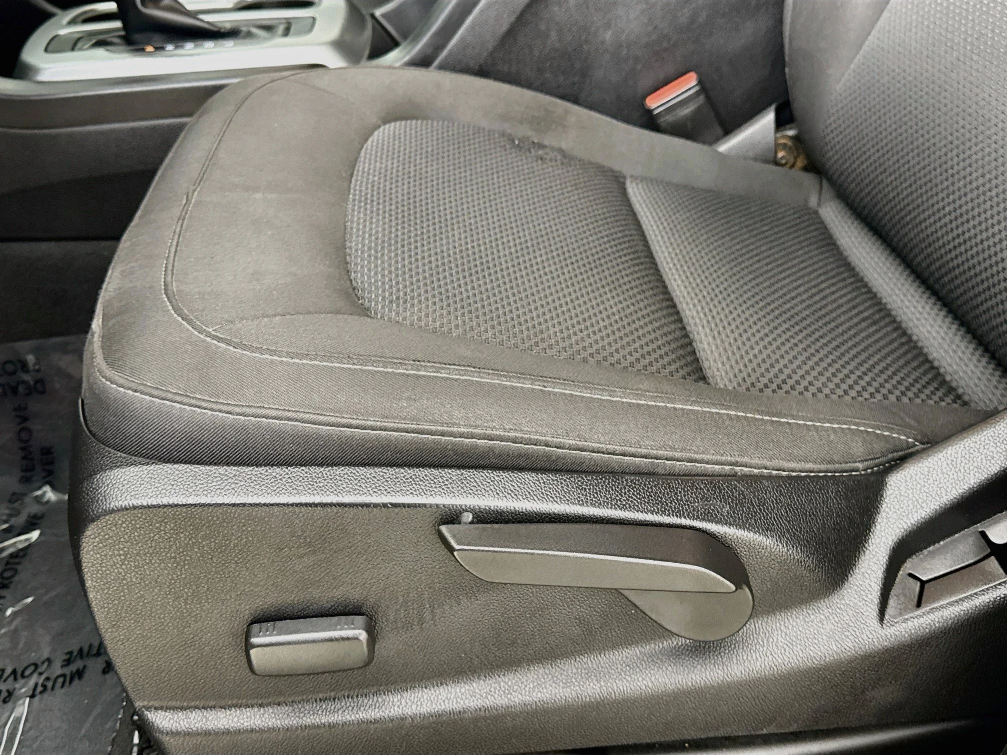 Used 2019 SHADOW GRAY METALLIC Chevrolet 2WD LT image 20