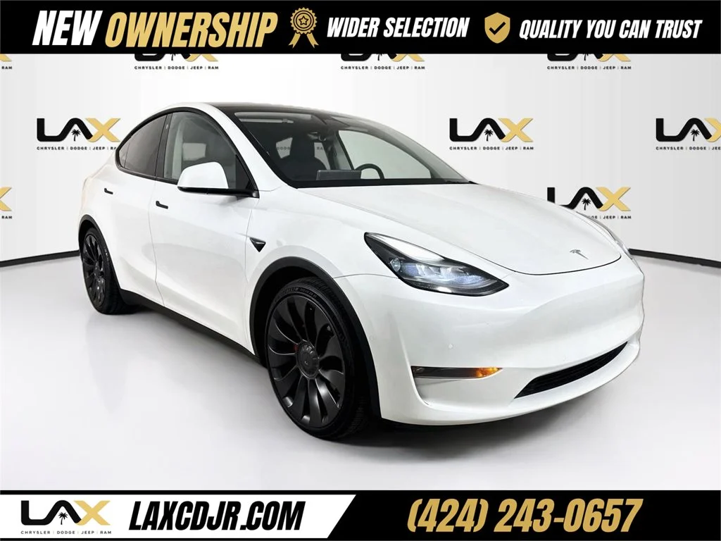 Used 2022 White Tesla Performance image 1