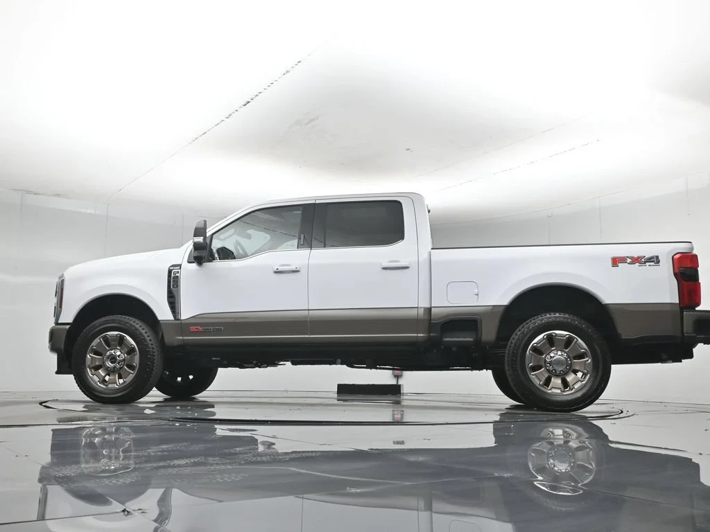 New 2027 Oxford White Ford King Ranch image 55