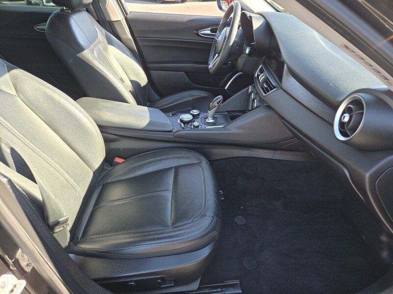2018 Alfa Romeo Giulia Base - Photo 15