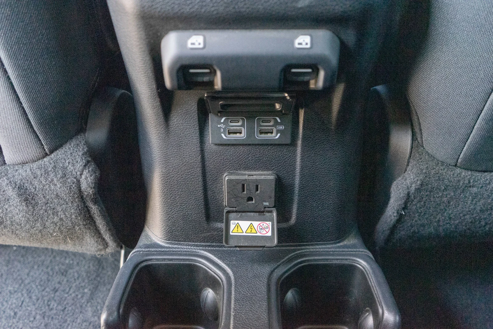 Used 2019 Black Clearcoat Jeep Unlimited Sahara image 30