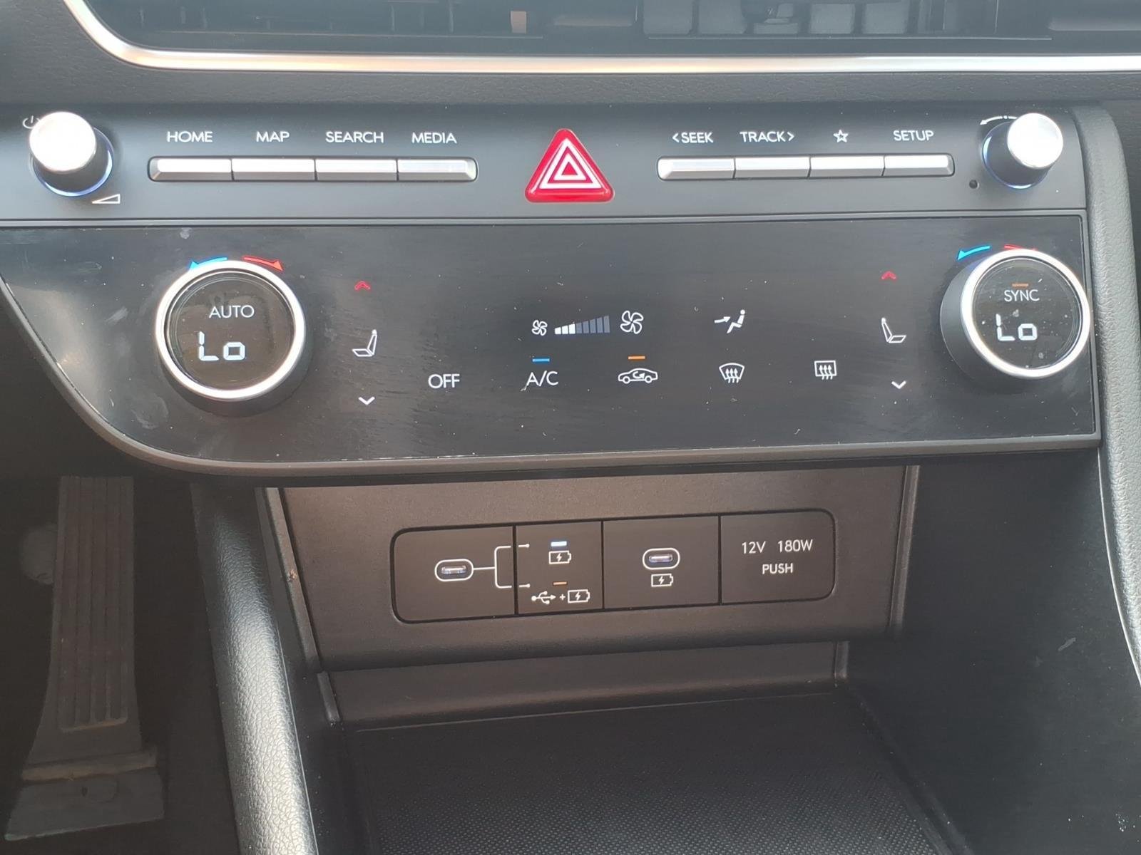 Used 2024 Transmission Blue Hyundai SEL image 17