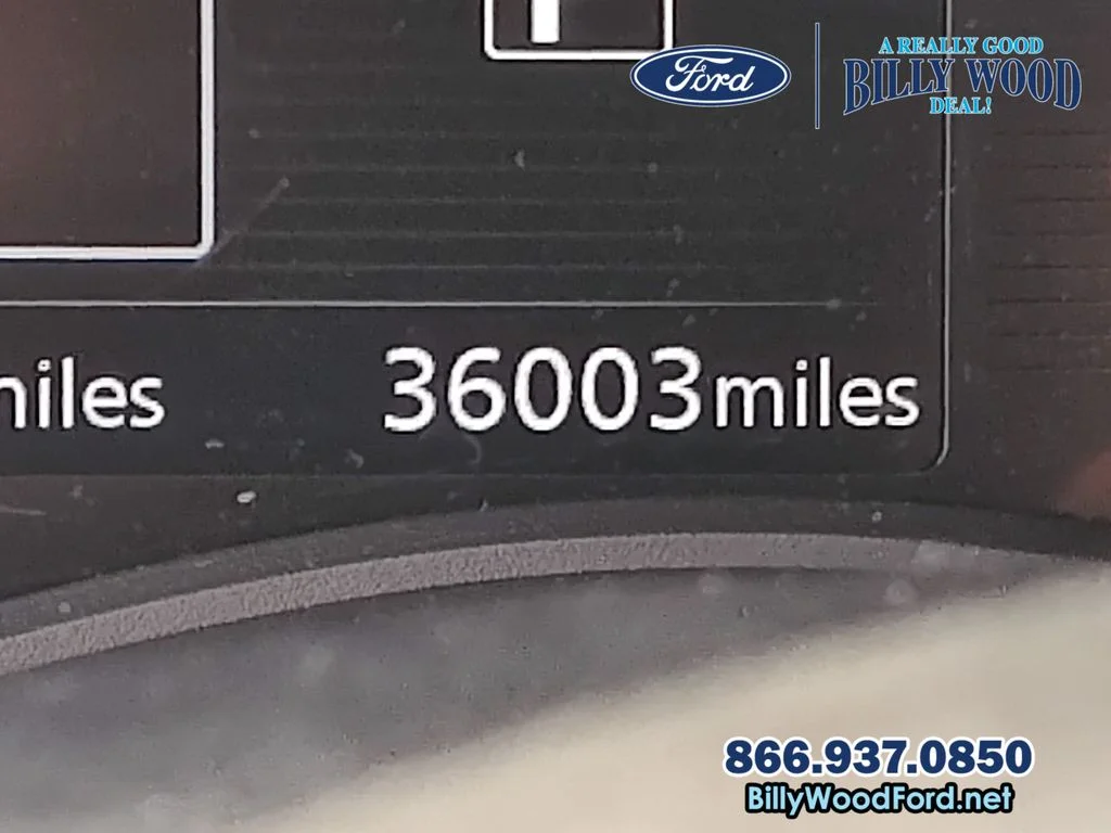 Used 2024 Scarlet Ember Nissan SR image 28