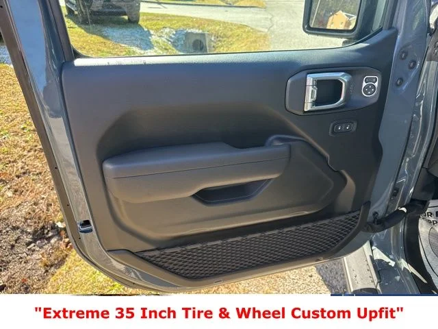 2026 Jeep Wrangler 4-Door Willys - Photo 18
