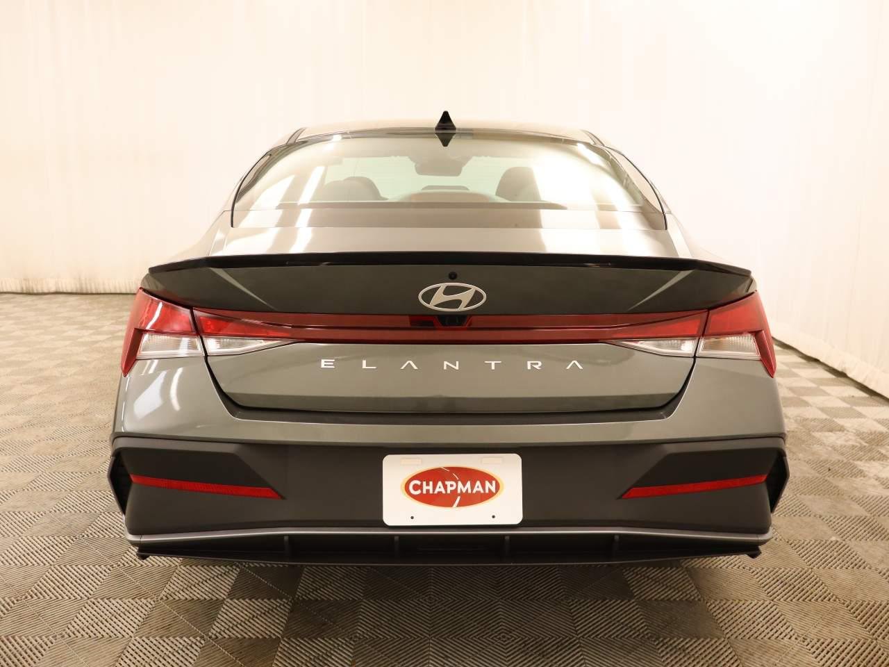 New 2026 Amazon Gray Pearl Hyundai SEL Sport image 5