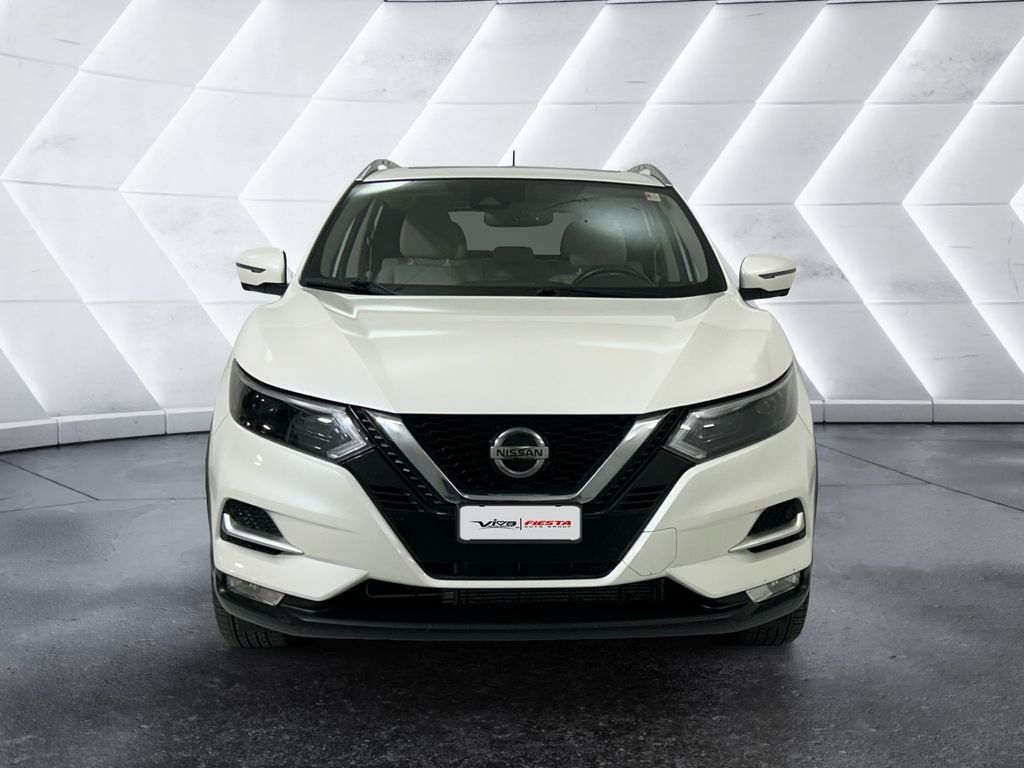 Used 2021 White Nissan SL image 2