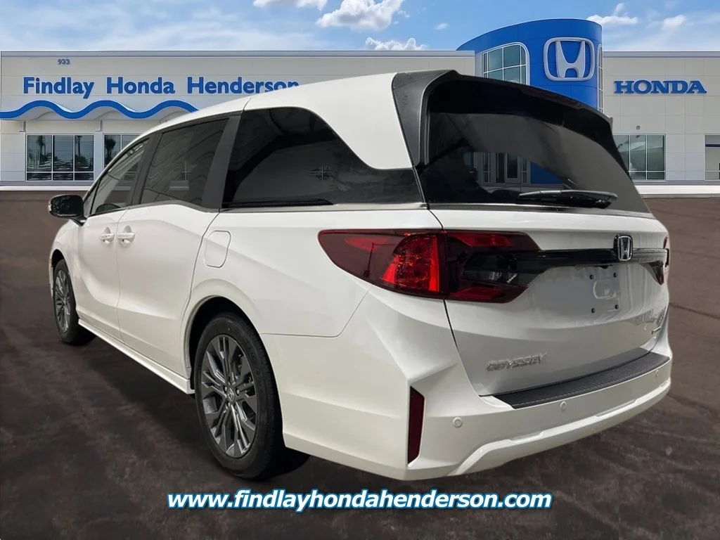 New 2027 Platinum White Pearl Honda Touring image 3