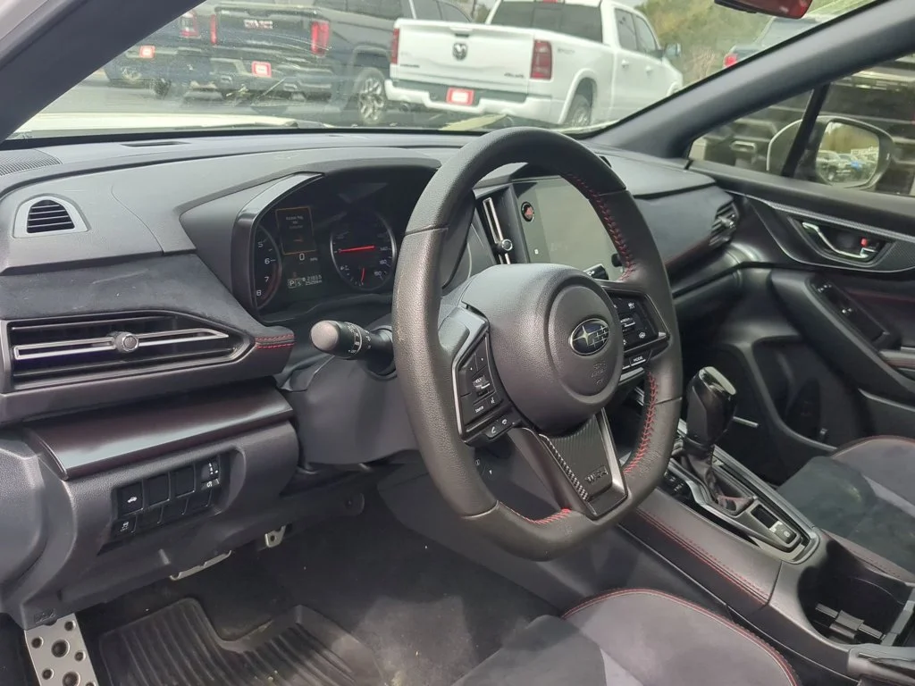 Used 2022 Ceramic White Subaru GT image 14