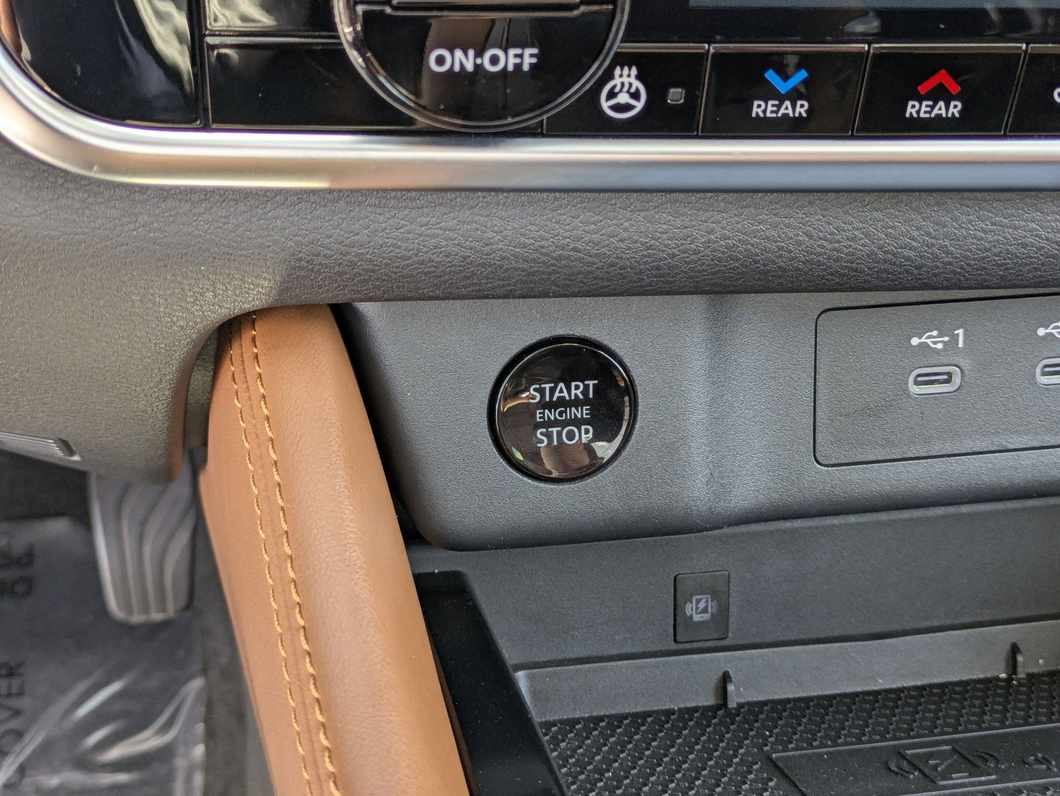 Certified Used 2024 Everest White Pearl Nissan Platinum image 20