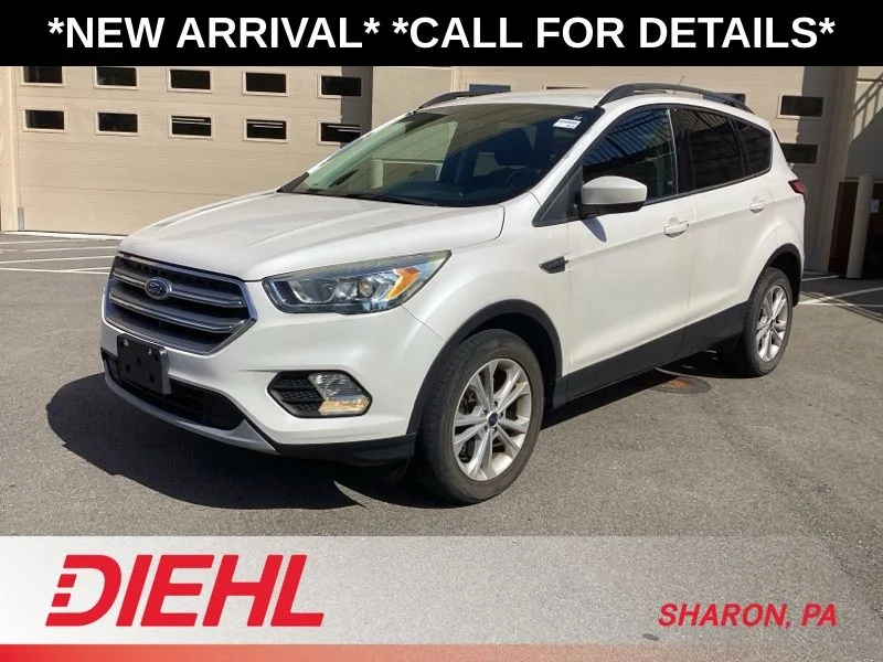 Used 2017 White Ford SE image 3