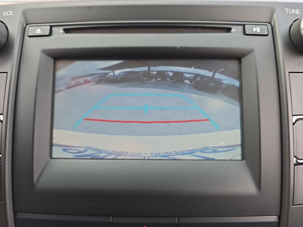 Used 2017  Toyota SE image 24