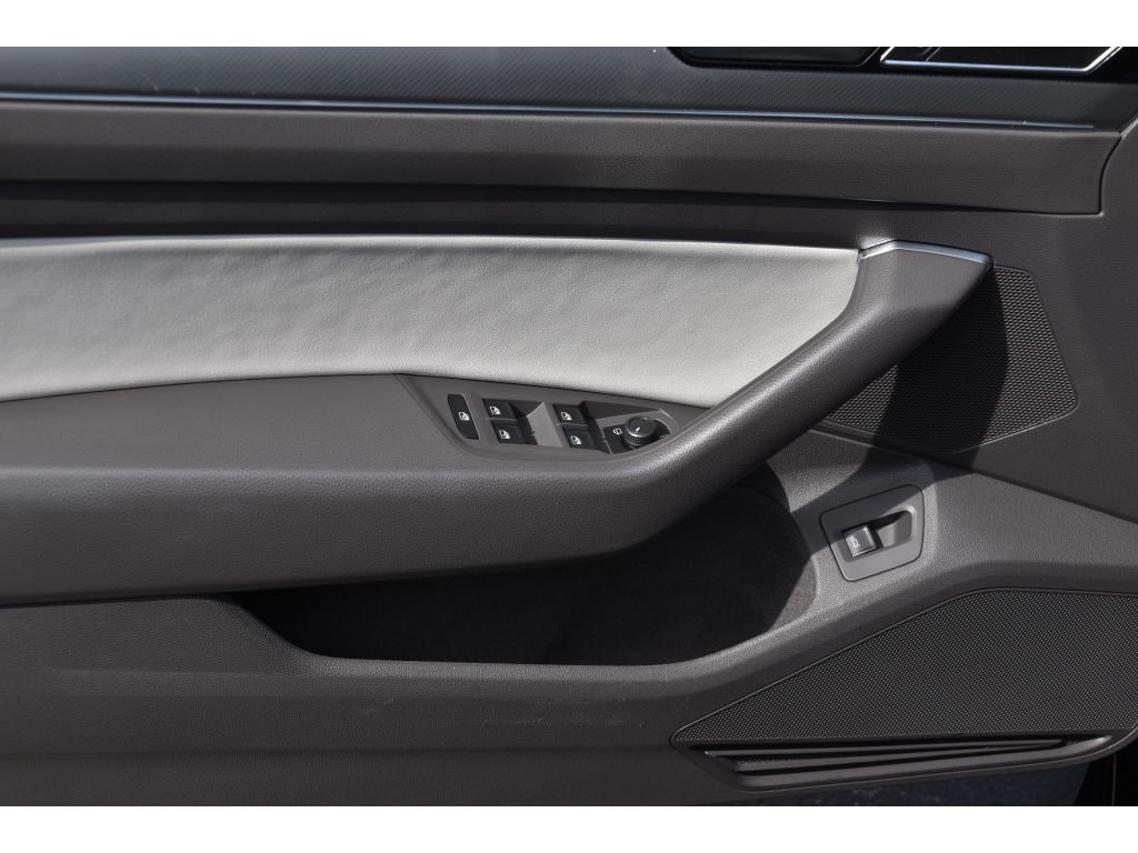 Used 2020 Deep Black Pearl Volkswagen SEL Premium R-Line image 24