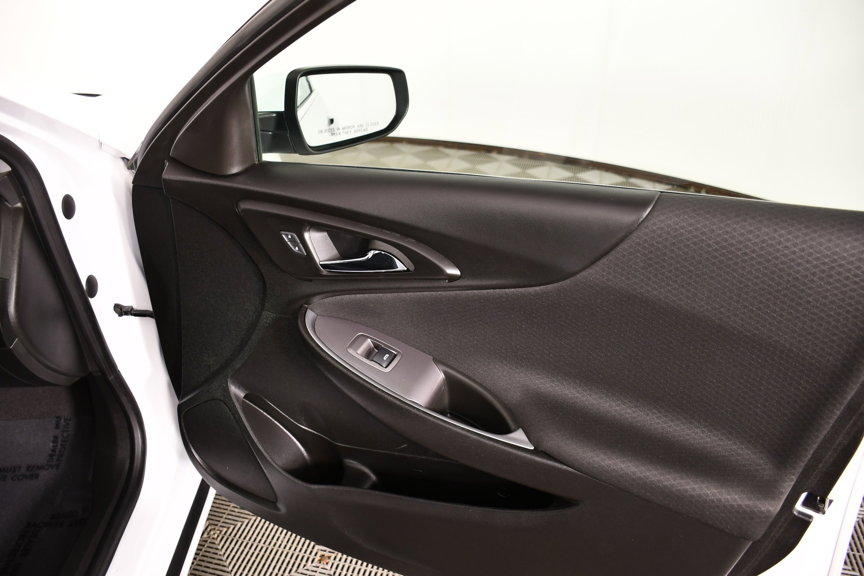 Used 2024 Summit White Chevrolet LT image 41
