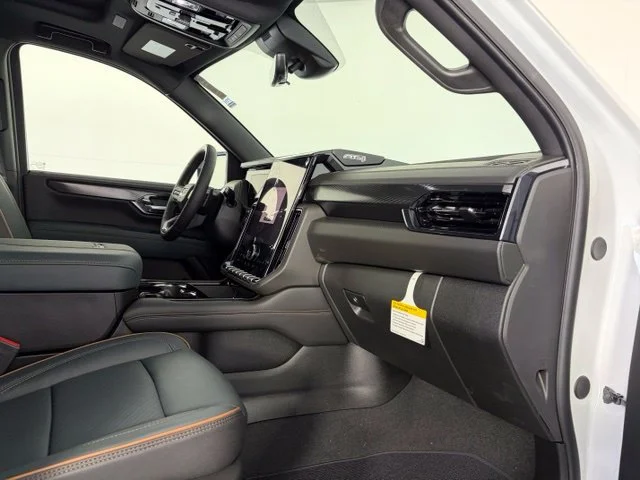 2026 GMC Yukon AT4 - Photo 39