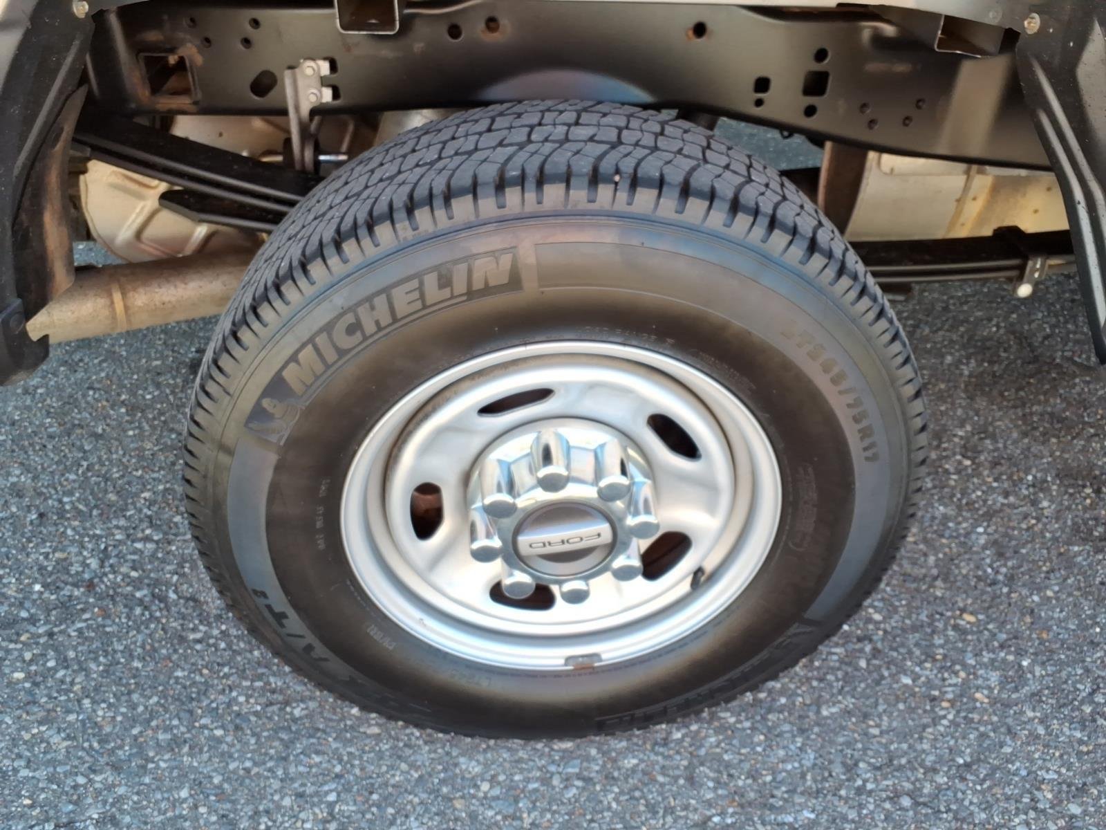 Used 2023 Gray Ford XL image 8