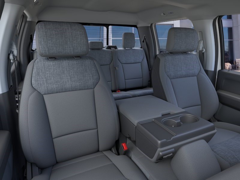 New 2026 Oxford White Ford XLT image 10