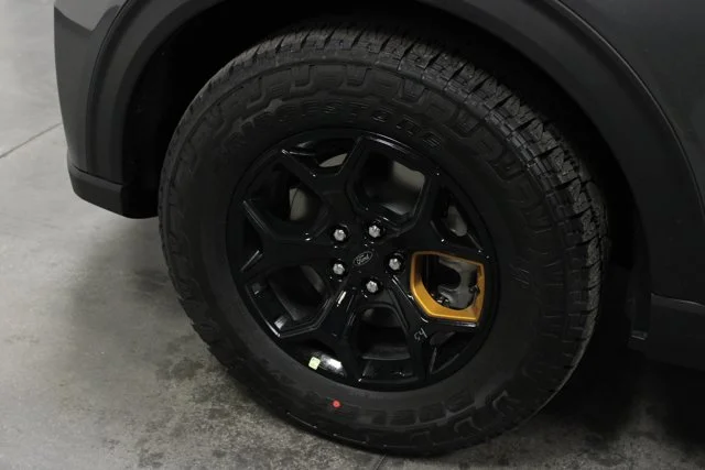 New 2026 Carbonized Gray Metallic Ford Tremor® image 34