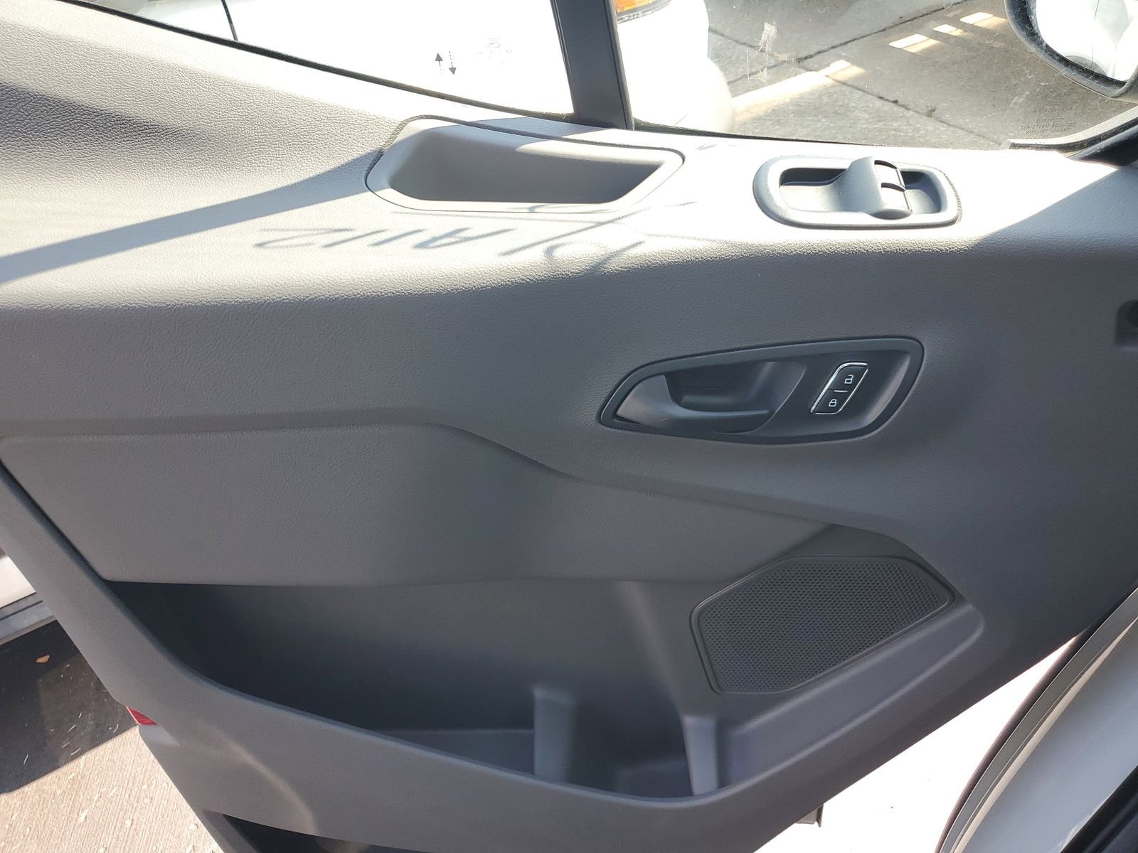 2025 Ford Transit Passenger Van XL - Photo 28