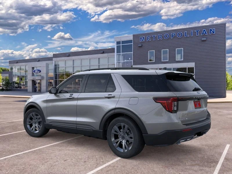 New 2026 Carbonized Gray Metallic Ford Active image 4