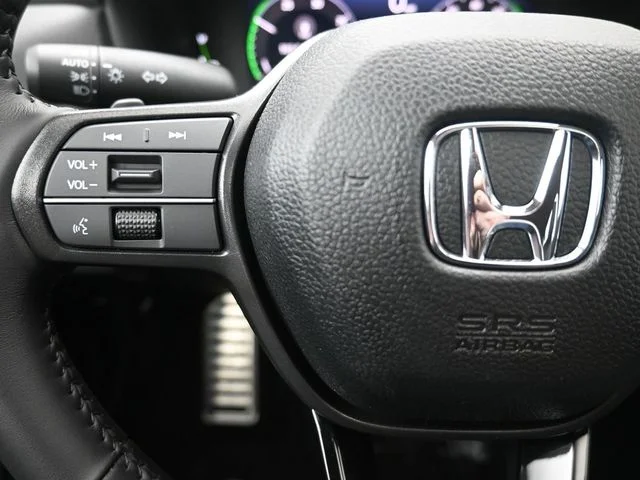 New 2026 Platinum White Pearl Honda Sport-L image 28