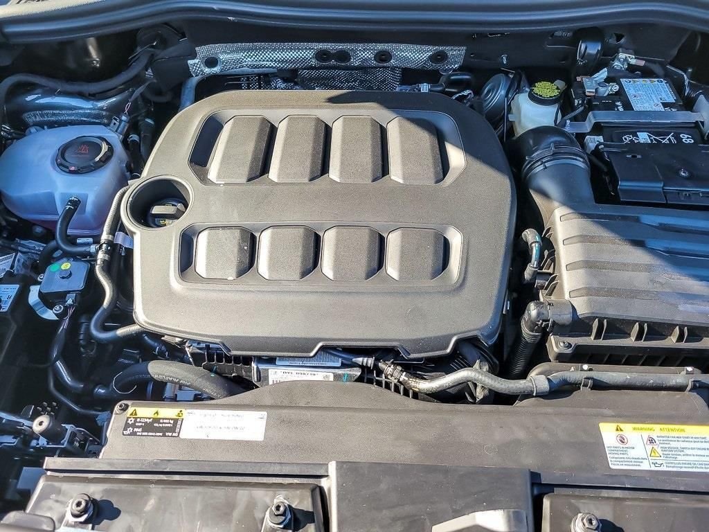 New 2026 Platinum Gray Metallic Volkswagen 2.0T SE image 7