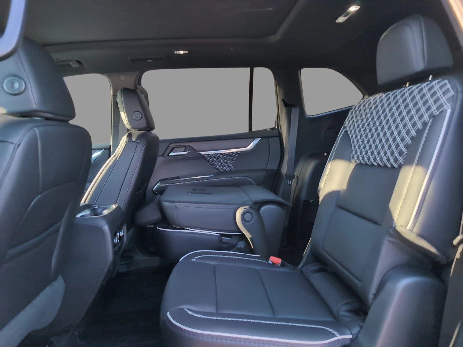 New 2026 Summit White GMC Denali image 29
