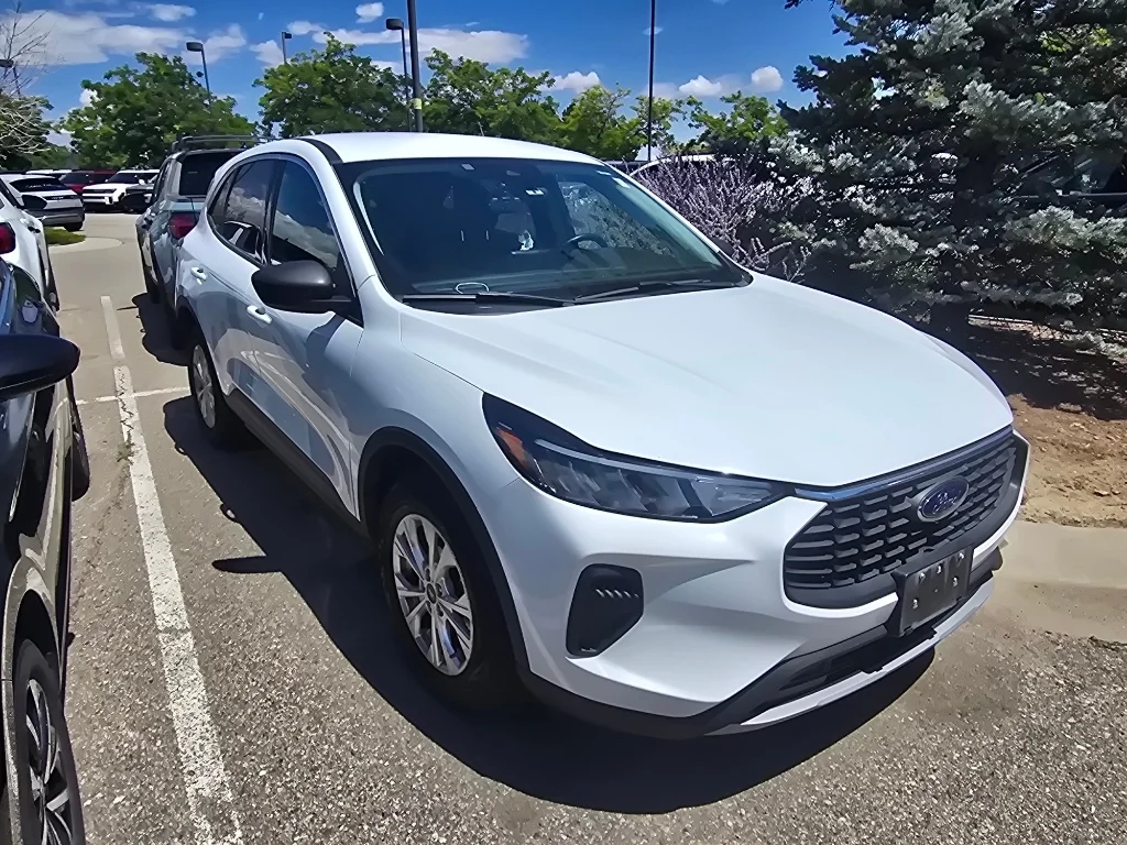 Used 2023 Oxford White Ford Active image 21