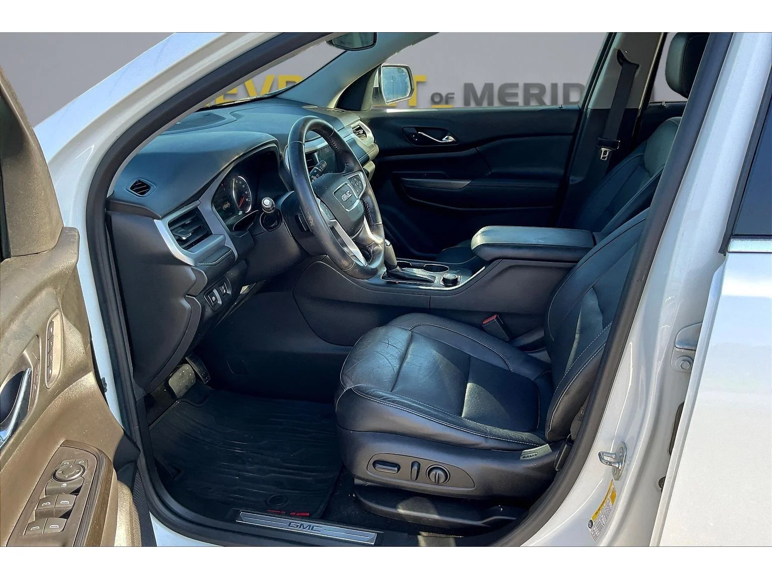Used 2018 WHITE FROST TRICOAT GMC SLT image 11