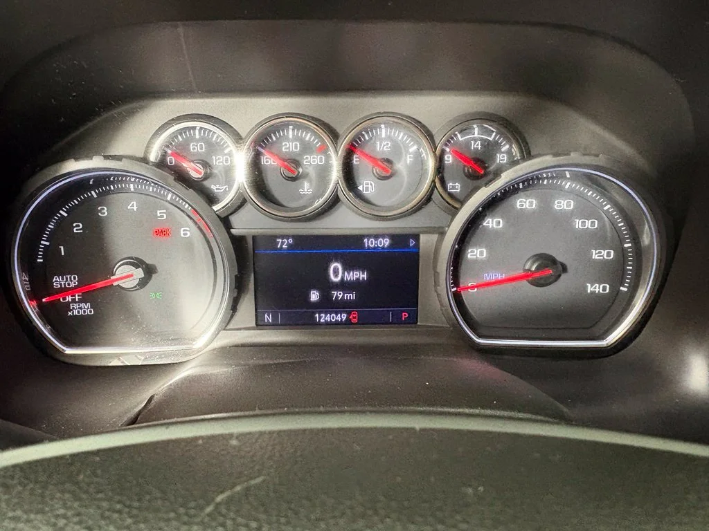Used 2021 White Chevrolet LS image 32