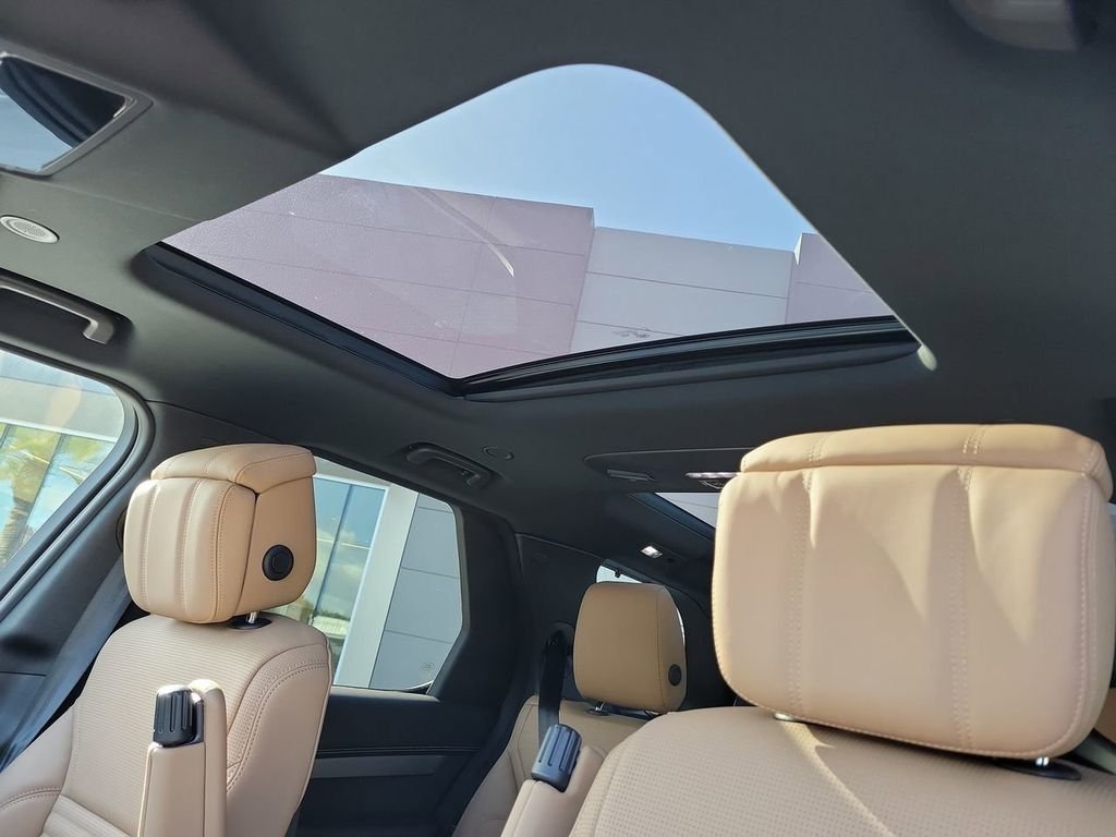 New 2026 Santorini Black LAND ROVER Gemini Edition image 28