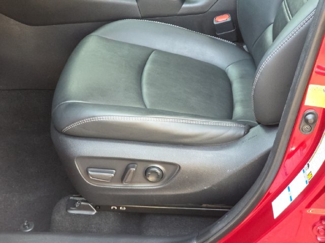 Used 2021 Red Toyota XLE Premium image 27