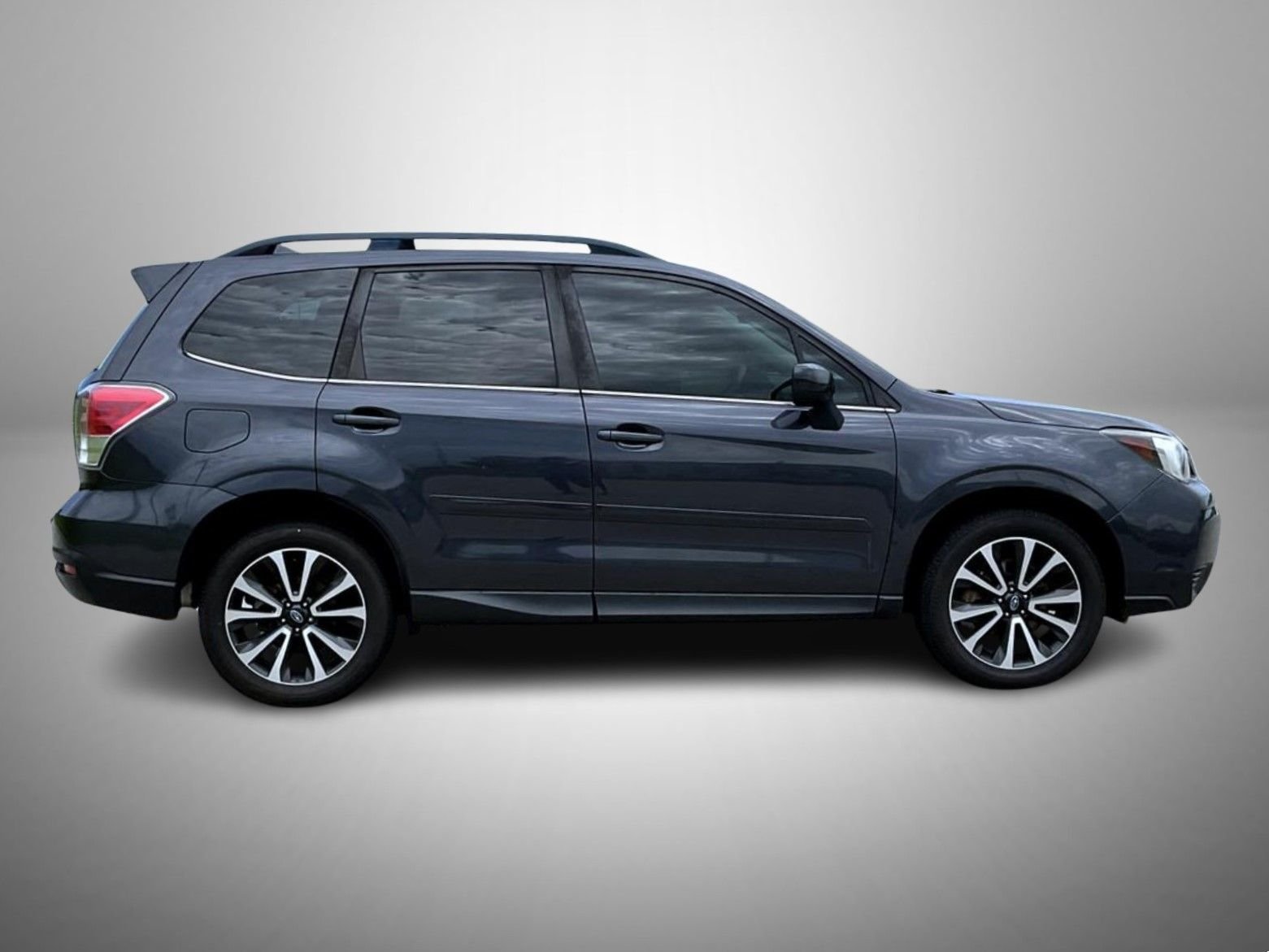Used 2017 Gray Subaru 2.0XT Premium image 4