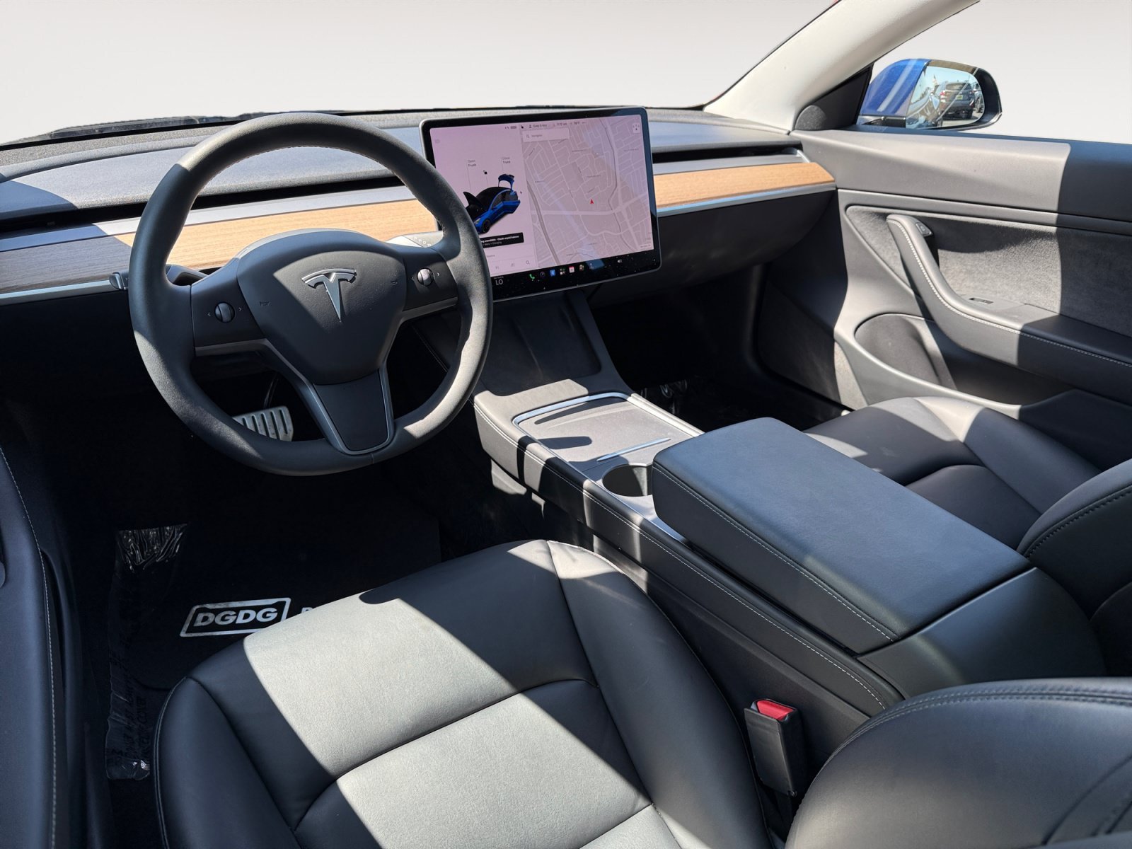 Used 2021 Deep Blue Metallic Tesla Performance image 15