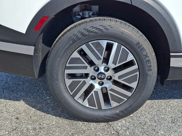 New 2027 White Hyundai SEL Premium image 6